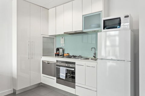 Docklands Private Collection - City Harbour Apartments - Whitsundays Accommodation 6
