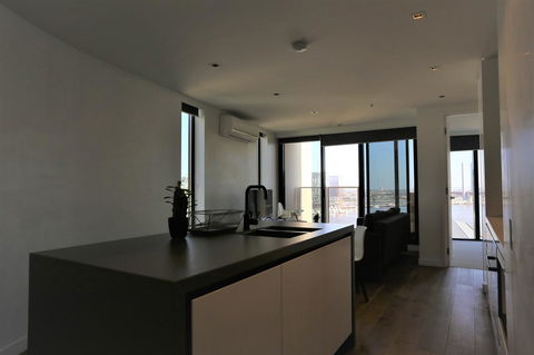 Readyset Stadium - Whitsundays Accommodation 2