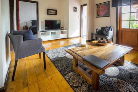 Azen Haven - Whitsundays Accommodation 7
