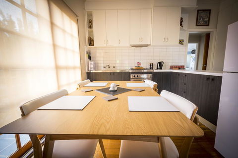 Azen Haven - Whitsundays Accommodation 18