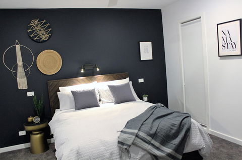 Escape On Birch - Whitsundays Accommodation 10
