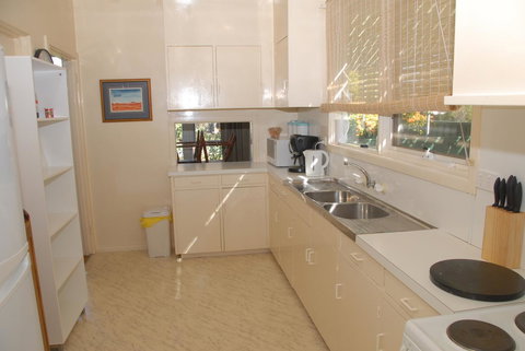 Green Grove - Whitsundays Accommodation 5