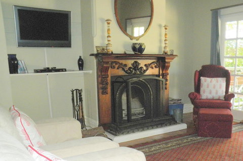 Fairbank House - Whitsundays Accommodation 6