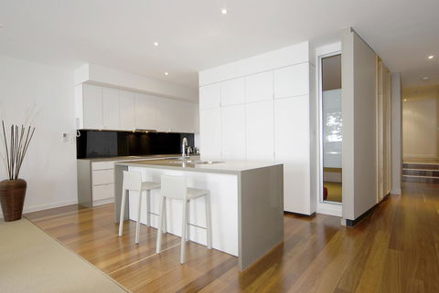 C-Scape Water Front Apartment - Whitsundays Accommodation 1
