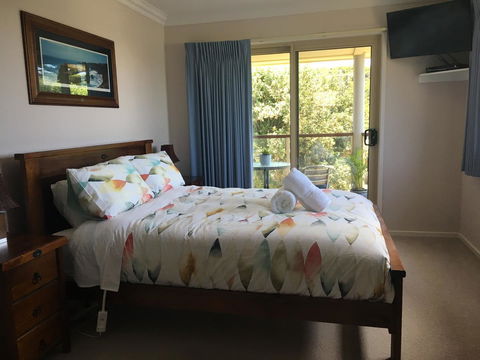 Ocean View Beach House - Whitsundays Accommodation 9