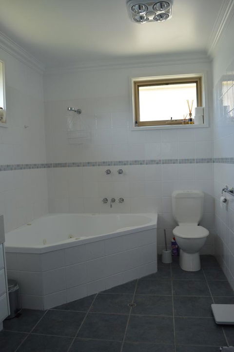 Ocean View Beach House - Whitsundays Accommodation 17