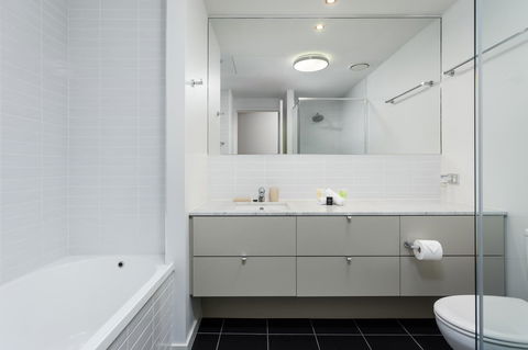 Accent Accommodation@Docklands - Whitsundays Accommodation 20