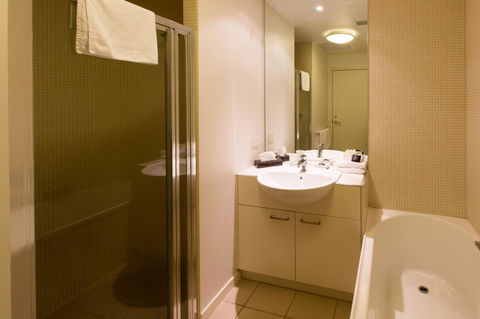 Accent Accommodation@Docklands - Whitsundays Accommodation 21
