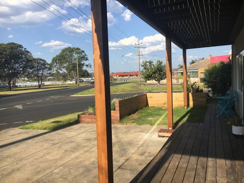 The Wheelhouse - 2BR Waterfront Apt In Town - Whitsundays Accommodation 18