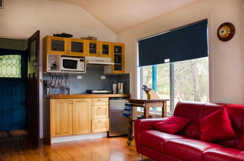 Ashwood Cottages - Whitsundays Accommodation 17