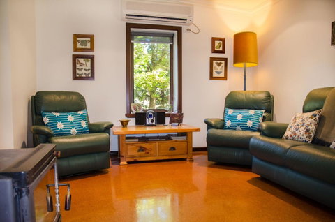 Ashwood Cottages - Whitsundays Accommodation 15