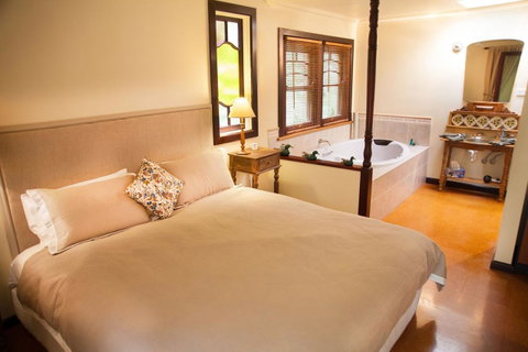 Ashwood Cottages - Whitsundays Accommodation 8