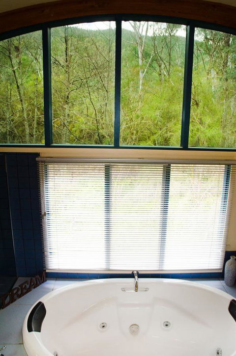 Ashwood Cottages - Whitsundays Accommodation 25