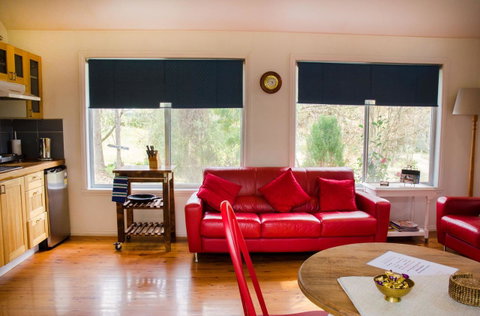Ashwood Cottages - Whitsundays Accommodation 14