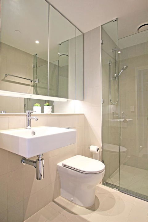 Auzzie Apartments Docklands, Melbourne - Whitsundays Accommodation 9