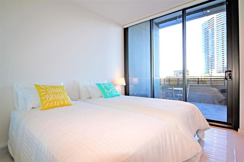Auzzie Apartments Docklands, Melbourne - Whitsundays Accommodation 10