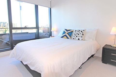 Auzzie Apartments Docklands, Melbourne - Whitsundays Accommodation 8