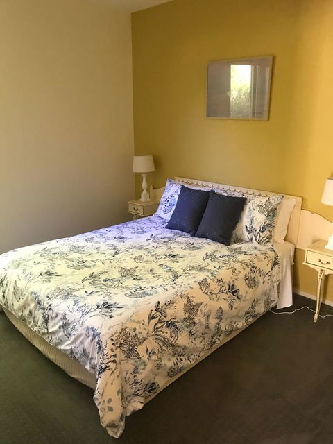Lakeside Conti Villas - Whitsundays Accommodation 10