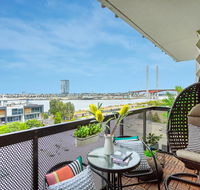 Water views Lovely 2BRs free tram zone close to everything - Whitsundays Accommodation