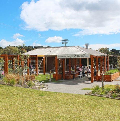 Quarters At Flinders Hotel - Whitsundays Accommodation 32