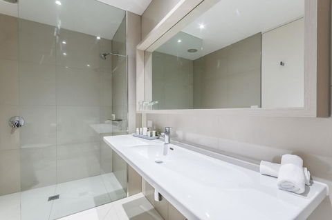 Quarters At Flinders Hotel - Whitsundays Accommodation 18