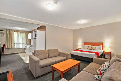 Knox International Hotel And Apartments - Whitsundays Accommodation 6