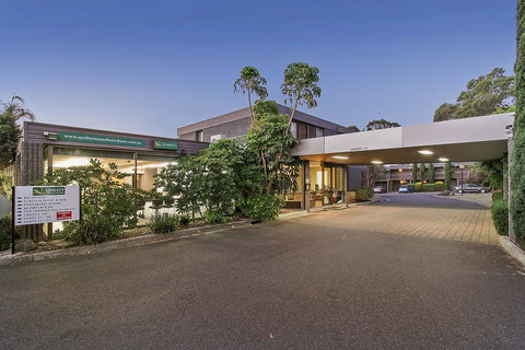 Knox International Hotel And Apartments - Whitsundays Accommodation 10