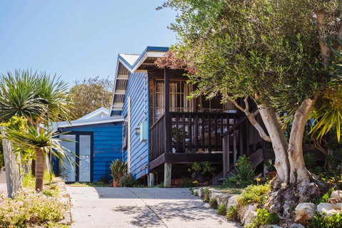 The Blue Beach House - Whitsundays Accommodation 2