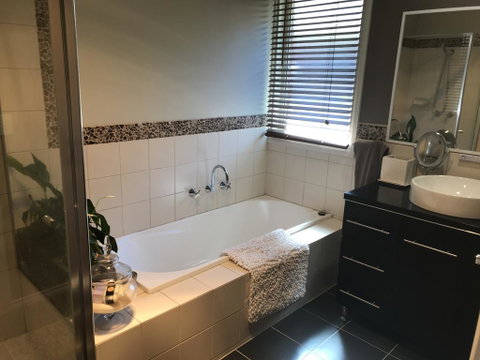 The Booville Hotel - Whitsundays Accommodation 0