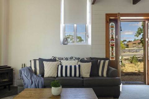 The Chapel - Whitsundays Accommodation 1