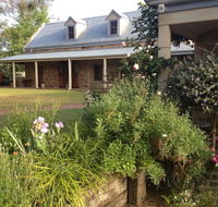 The Coach House on River and Park - Whitsundays Accommodation