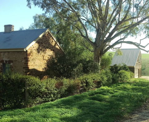 The Cottage At Riverside Farm - Whitsundays Accommodation 1