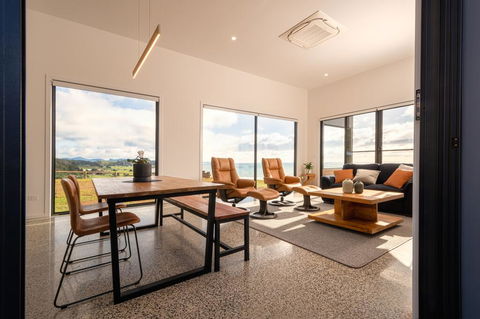 The Cove Tasmania - Whitsundays Accommodation 3