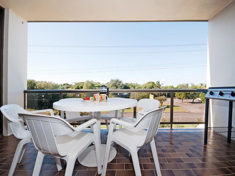 The Dunes, Unit 17/38 Marine Drive - Whitsundays Accommodation 2