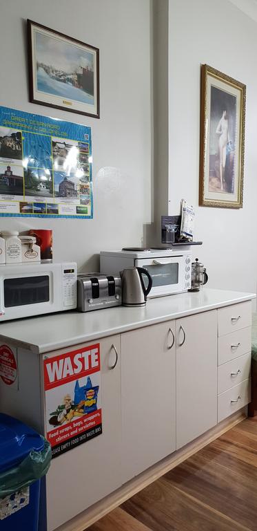 The Eastern Hotel - Whitsundays Accommodation 0