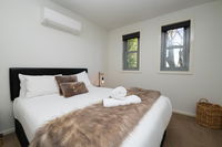 The Endsleigh -1 Bedroom Villa Free Wifi Near CBD
