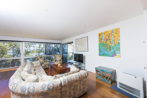 The Folly - Whitsundays Accommodation 2