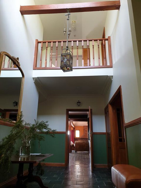 The George Yering - Whitsundays Accommodation 3