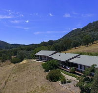 The Homestead at Holmeslgen at Eildon - Whitsundays Accommodation