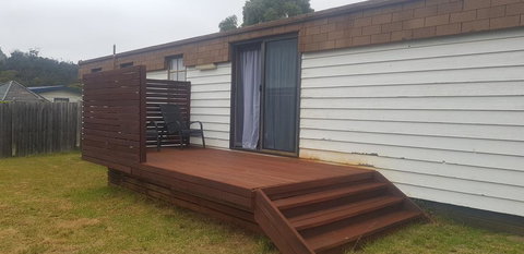 The Hut - Whitsundays Accommodation 0