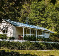 The Kangaroo Valley Cottage - Whitsundays Accommodation