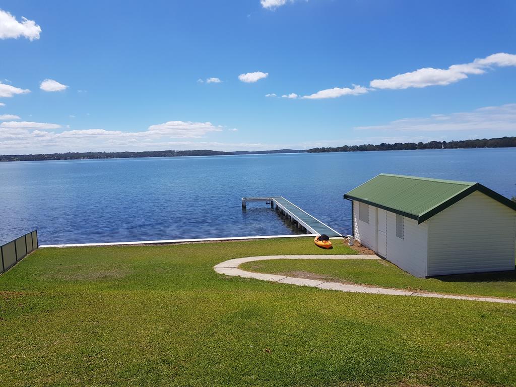 Mannering Park NSW Whitsundays Accommodation
