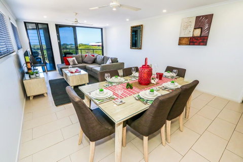 The Lazy Lizard - Whitsundays Accommodation 0