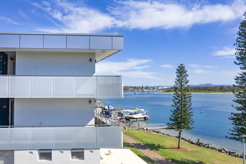 The Mid Pacific - Whitsundays Accommodation 0