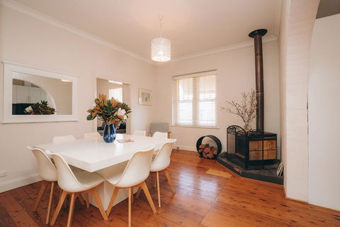 The Mudgee Merlot Gate Guesthouse - Whitsundays Accommodation 3