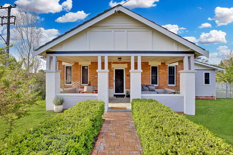 The Mudgee Merlot Gate Guesthouse - Whitsundays Accommodation 0