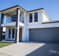 The Races Complex - Whitsundays Accommodation