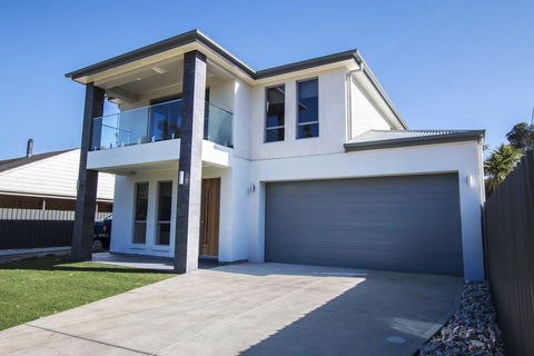 The Races Complex - Whitsundays Accommodation 0