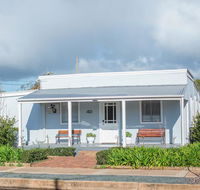 The Rested Guest 3 Bedroom Cottage West Wyalong - Whitsundays Accommodation