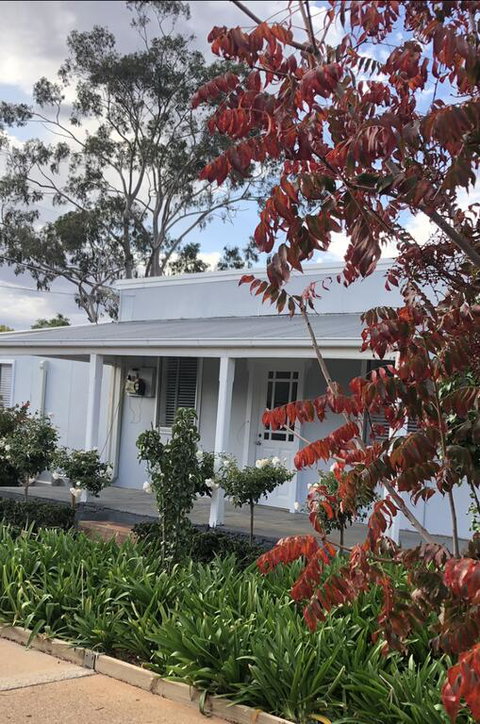 The Rested Guest 3 Bedroom Cottage West Wyalong - Whitsundays Accommodation 3